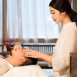 上海Yayu养生馆秉持“客户至上”的服务理念